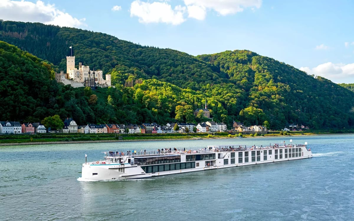 Riverside Luxury