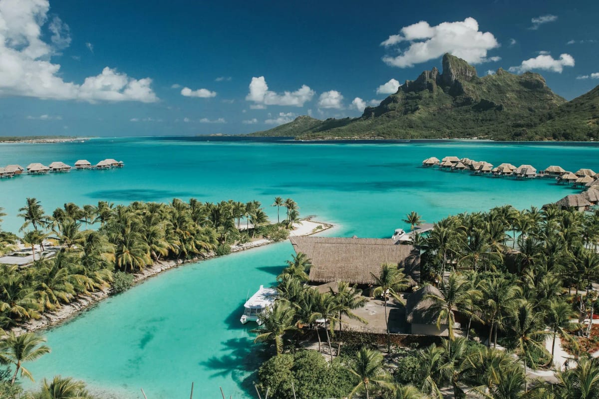 Four Seasons Resort Bora Bora